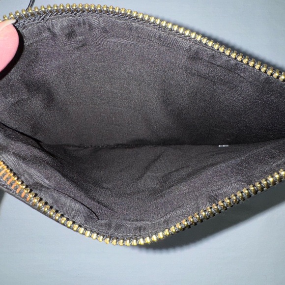 2pc Steve Madden EUC backpack & floral clutch - Picture 5 of 7